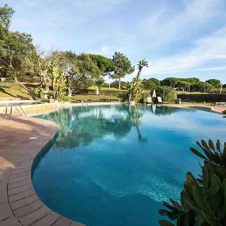 Luna - Golf View By Dalma Portuguesa *